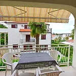 Apartments Mina