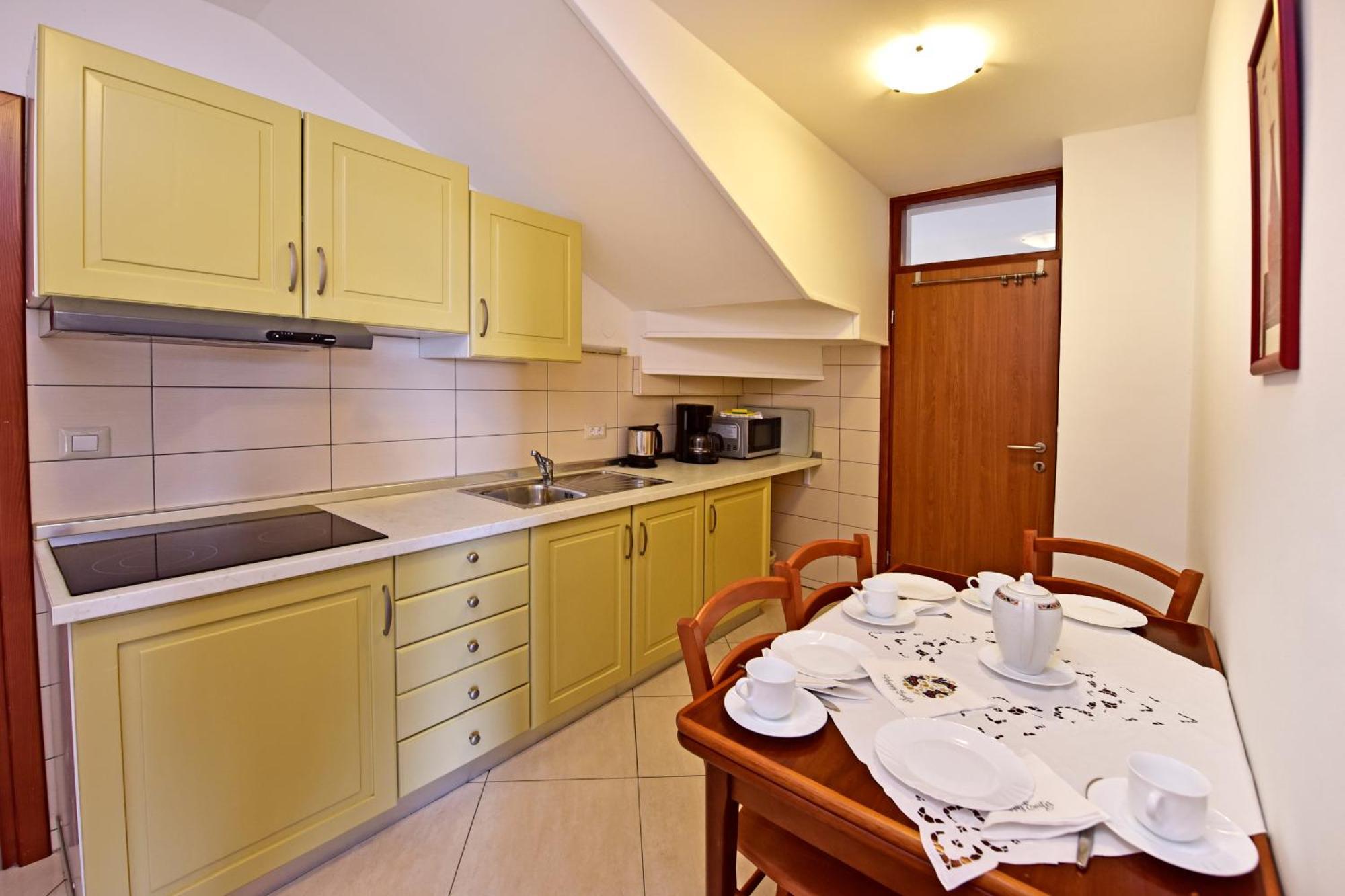 Apartment Mina