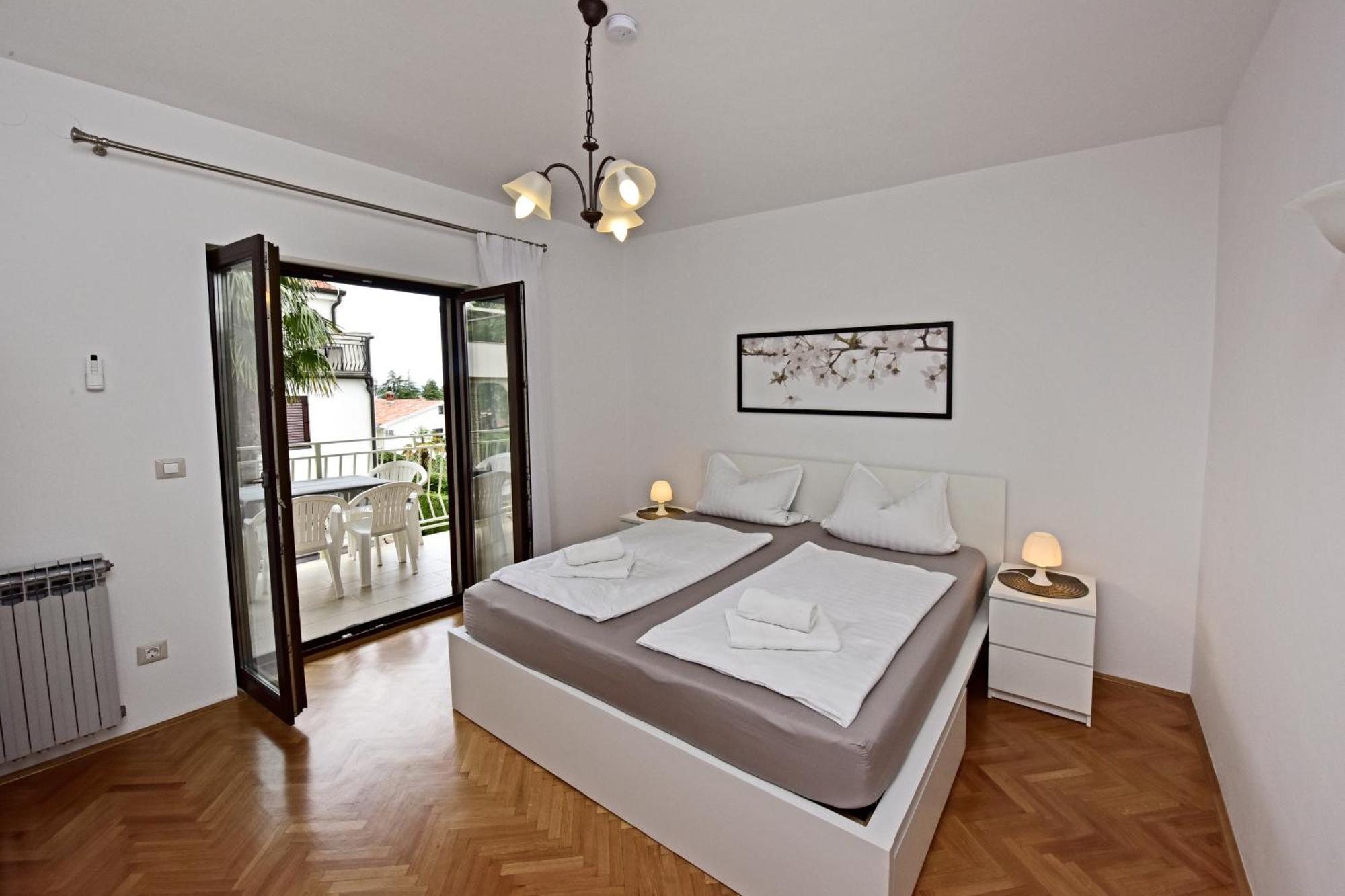 Mina Apartment